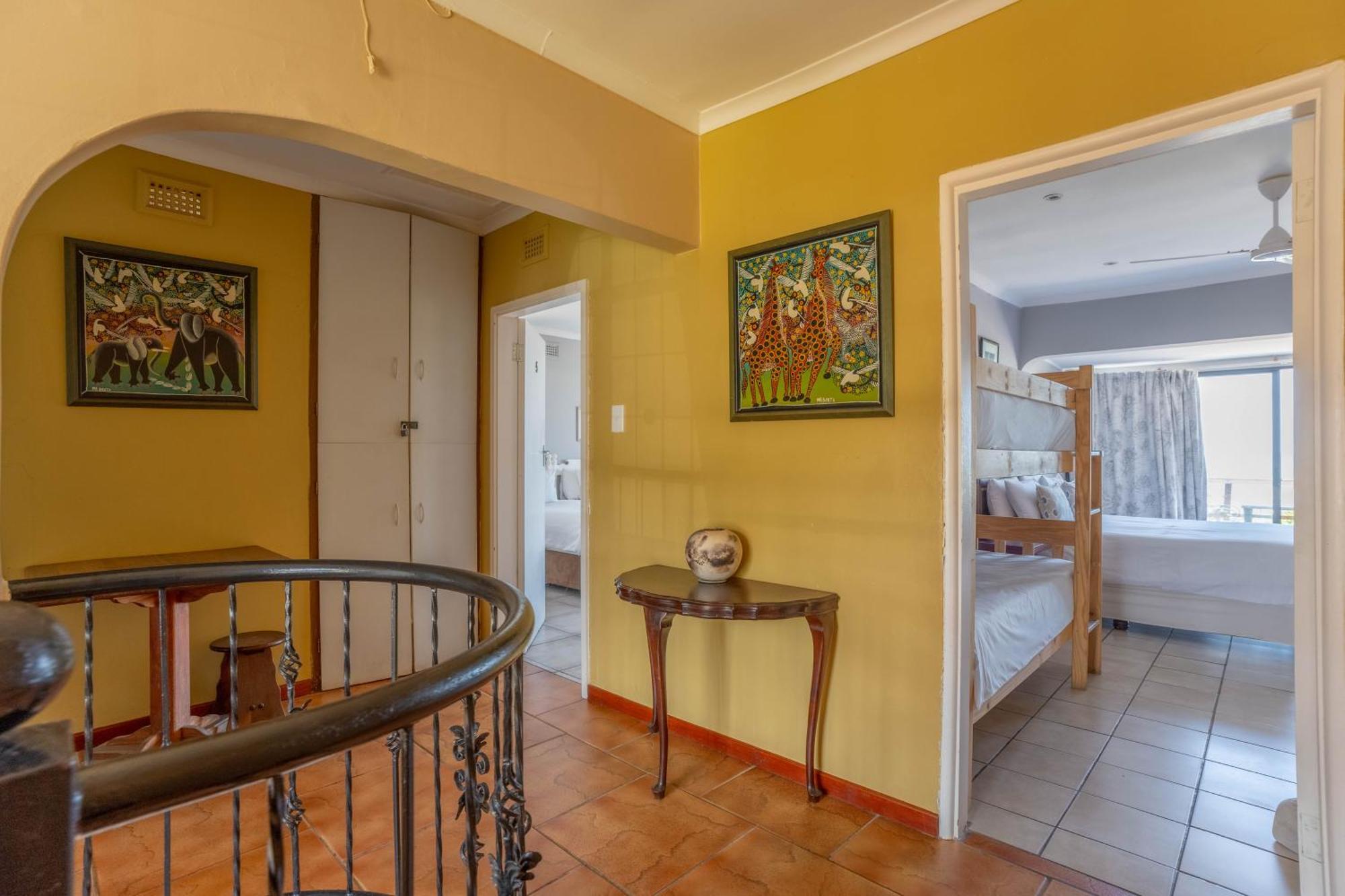Glenashley Beach Accommodation - B&B And Backpackers Durban Exteriör bild